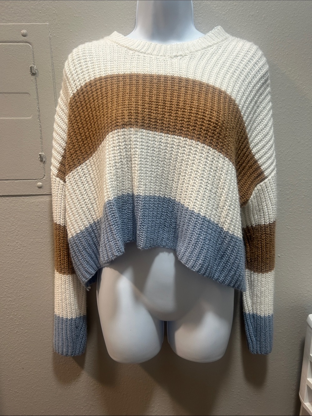 moon & madison Cream, Brown & Light Blue Cropped Waffle-Knit Crew Sweater